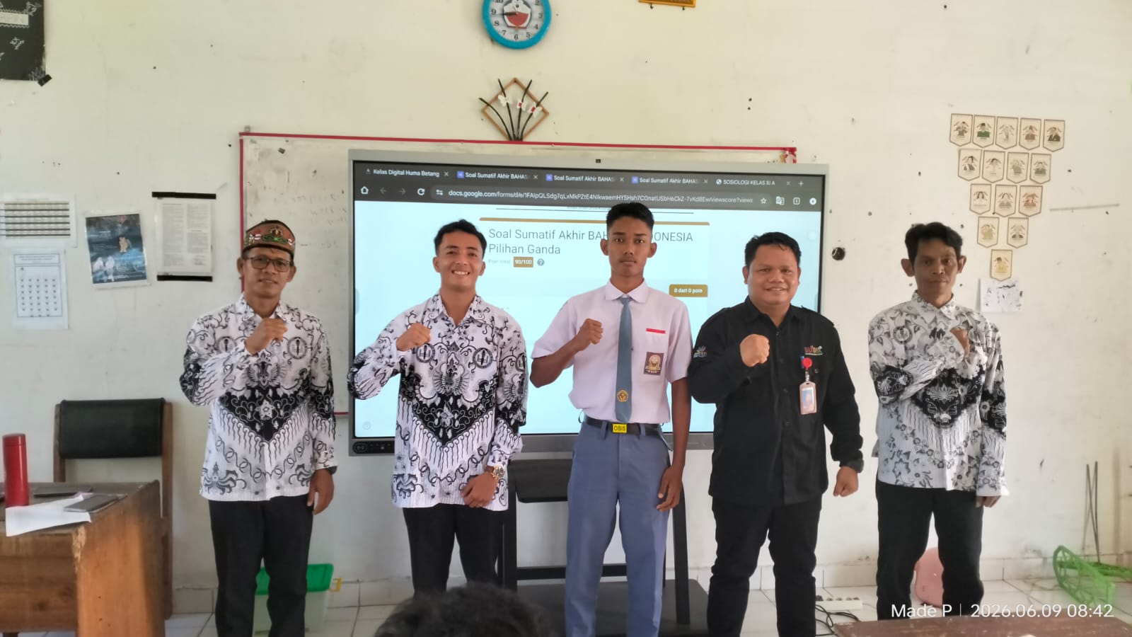 Menembus Batas Layar: Supremasi Platform Kelas Digital Huma Betang